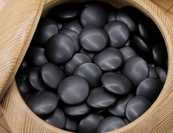 碁石 碁笥 本蛤 約8.7mm/31号 那智黒石 白石177個 黒石181個 囲碁 碁笥セット 実用碁石 - 安心保証・業界最安値の販売 福助